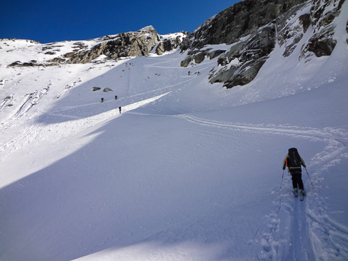 Montagne ski randonnée neige Suisse Valais