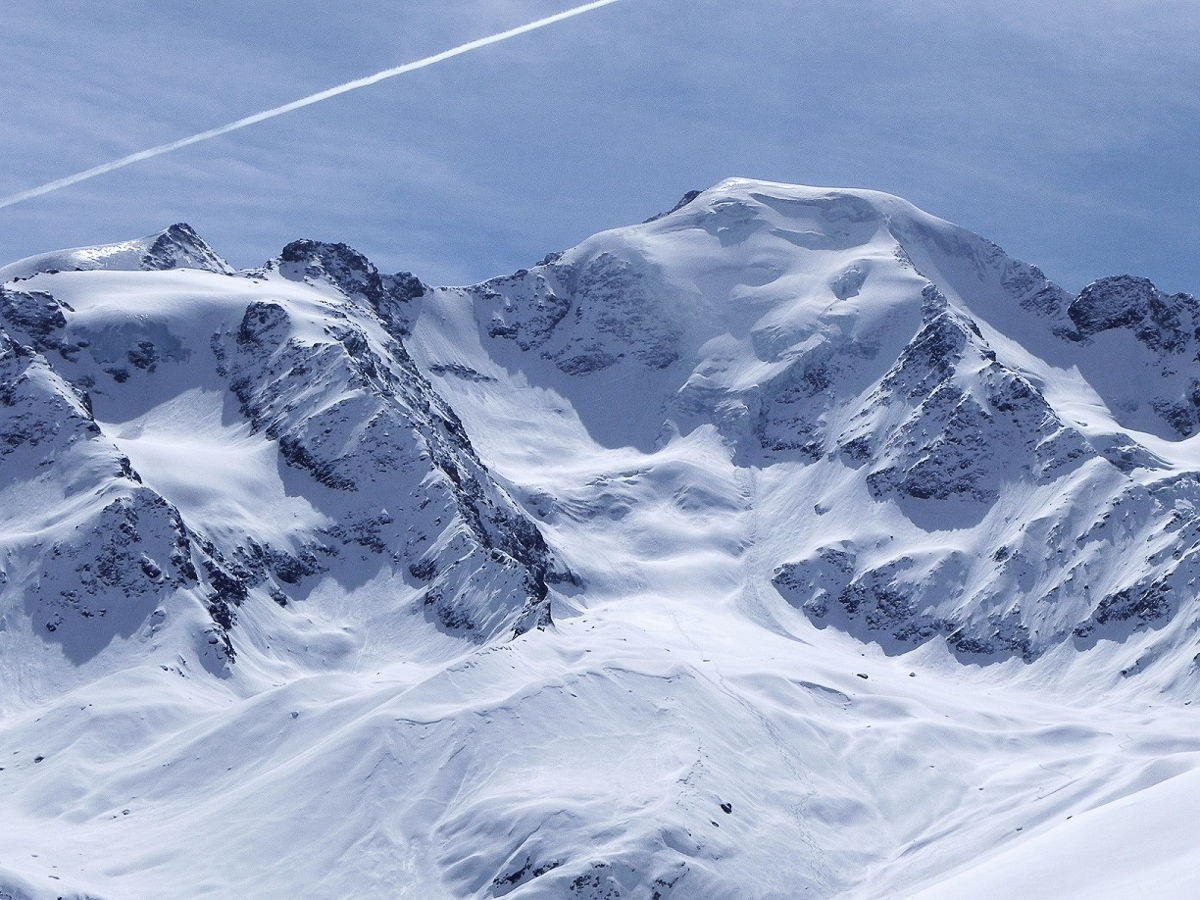 Petit Cervin montagne ski randonnée neige Le Rogneux Suisse Valais