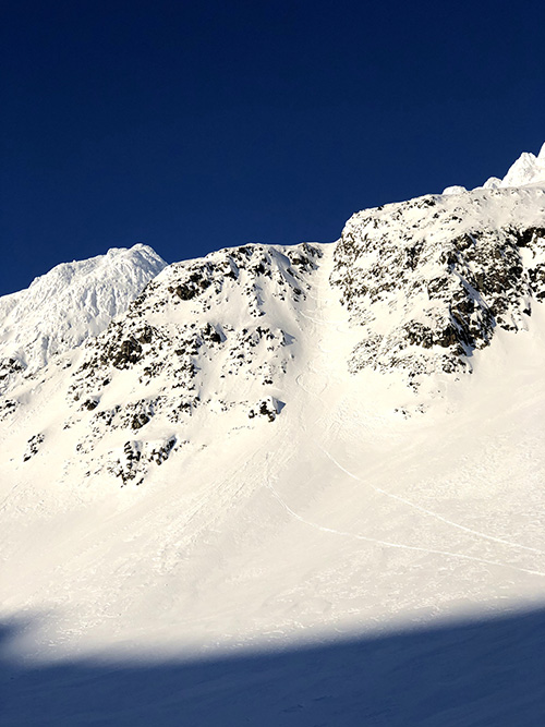 Yukon Canada ski randonnée couloir