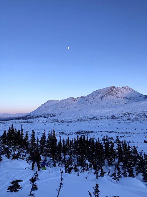 Yukon Canada ski randonnée coucher de soleil